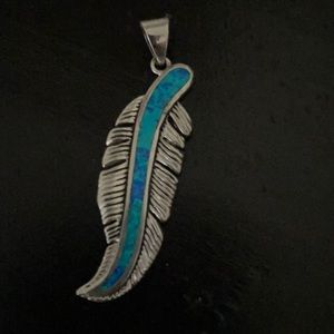 Montaña Siver Pendant